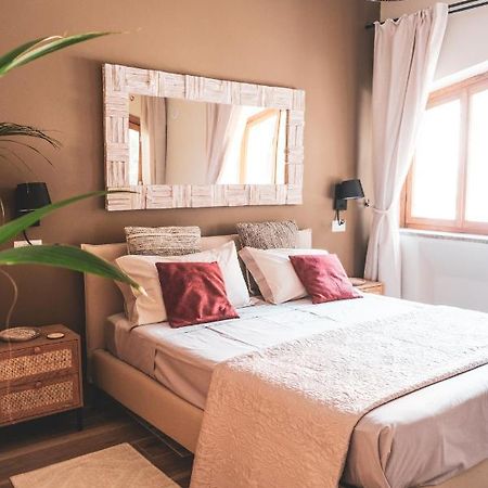 Suite Yenne 2 กาญารี ภายนอก รูปภาพ